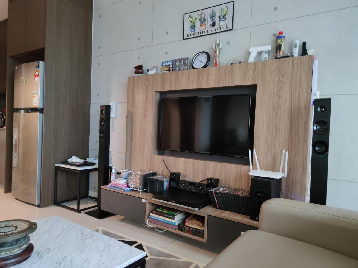 נוסג'יה Kumkum Homestay Studio מראה חיצוני תמונה